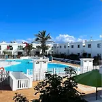 Home2book Charming La Casita, Pool